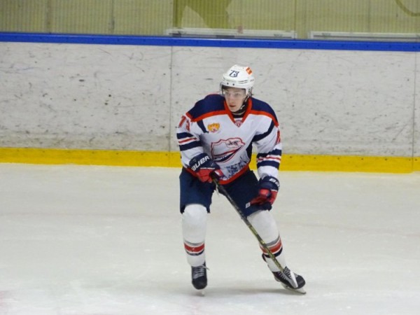 Артем Алимбеков: &laquo;Пришел на лед и глаза сразу загорелись&raquo;