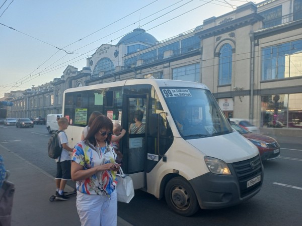 За срыв графика перевозчиков Саратова могут лишить лицензии За срыв графика перевозчиков Саратова могут лишить лицензии