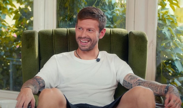 Саратовский футболист рассказал о походах на стриптиз и дорогих ужинах