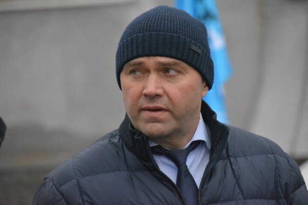 Саратовское правительство лишилось министра, губернатор &mdash; советника