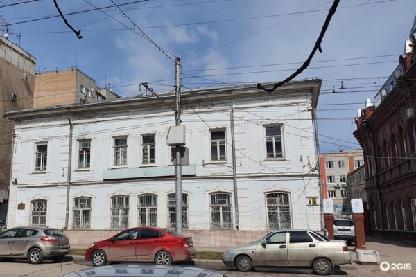 Дом, где в свое время работала самая крупная в Саратове частная электростанция, освещавшая губернаторскую резиденцию, рекомендовано признать местным памятником