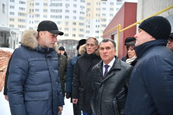 Губернатор Роман Бусаргин провел рабочее совещание на стройплощадке малой сцены ТЮЗа