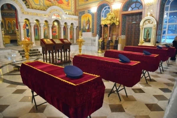 В Оренбурге проходит торжественная церемония прощания с молодым летчиком из Балашова