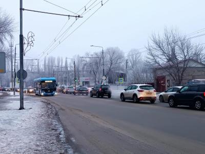 Из Саратова в Энгельс начали ходить электробусы
Из Саратова в Энгельс начали ходить электробусы