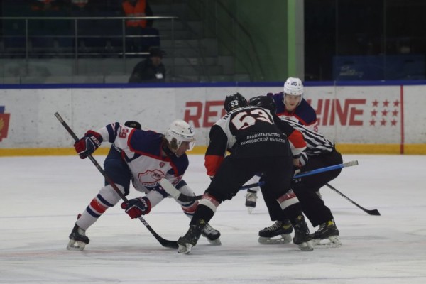 Молодежка шагнула на край