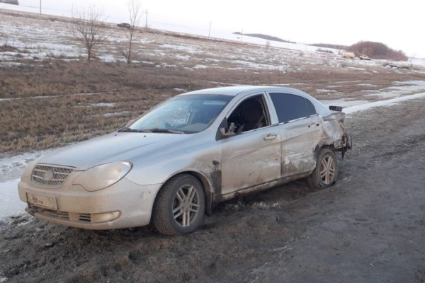 В результате тройного ДТП на трассе загорелись две &laquo;Лады&raquo;: пострадала 9-летняя девочка и двое взрослых