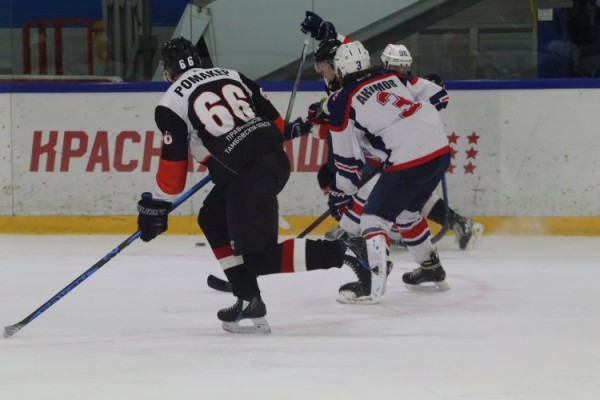 Молодежка шагнула на край