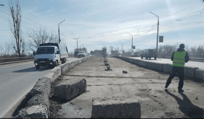 
На Орджоникидзе демонтируют клумбу и расширят дорогу					