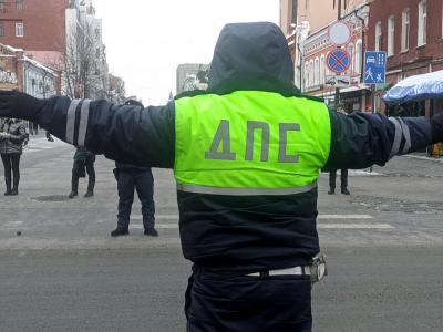 
В Саратове инспекторы ГИБДД будут следить за детьми в автомобилях					