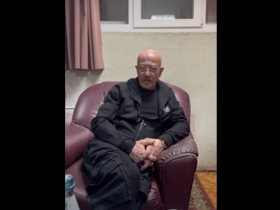 
Александр Розенбаум поздравил коллектив областного онкодиспансера с Днем медицинского работника 					