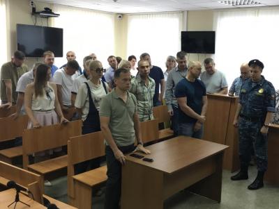 В Саратове в Волжском районном суде огласили приговоры по делу "Экономбанка"
В Саратове в Волжском районном суде огласили приговоры по делу "Экономбанка"