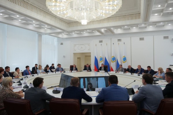 Губернатор Роман Бусаргин провел постоянно действующее совещание Губернатор Роман Бусаргин провел постоянно действующее совещание