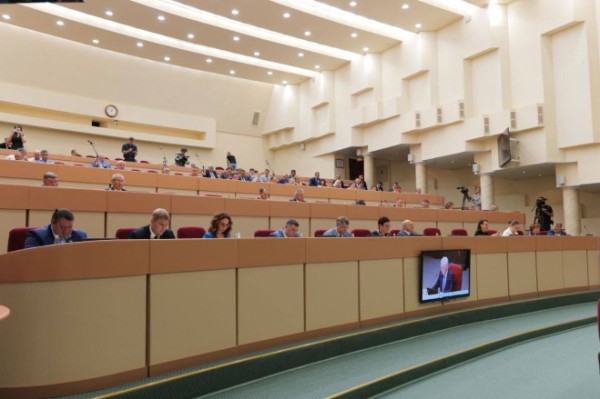 Роман Бусаргин сообщил о планах по приобретению нового аппарата МРТ для горбольницы № 1