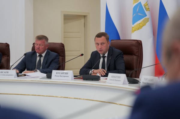 Губернатор потребовал от министра природных ресурсов и экологии усилить профилактическую работу по недопущению лесных пожаров