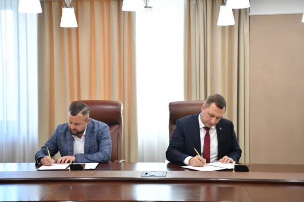 Два инвестора планируют вложить в строительство предприятий в Саратовской области свыше 1,7 млрд рублей 