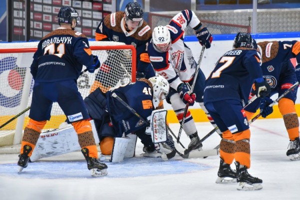 &laquo;Кристалл&raquo; по буллитам одержал победу над &laquo;Южным Уралом&raquo;