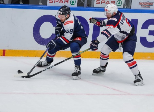 &laquo;Кристалл&raquo; уступил &laquo;Торпедо-Горький&raquo;