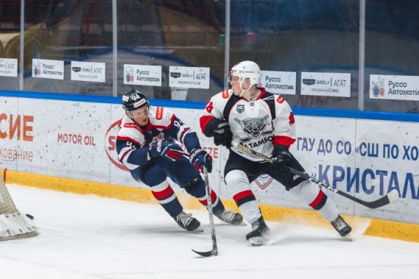 &laquo;Кристалл&raquo; в овертайме уступил ХК &laquo;Тамбов&raquo;.