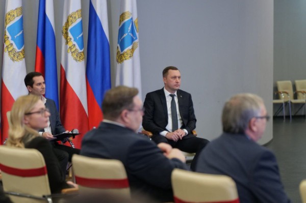 В Саратове планируют создать региональный молодежный кадровый центр В Саратове планируют создать региональный молодежный кадровый центр