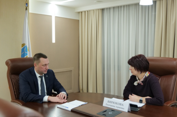 Губернатор провел встречу с управляющим региональным отделением Волго-Вятского ГУ Банка России Екатериной Бирюковой