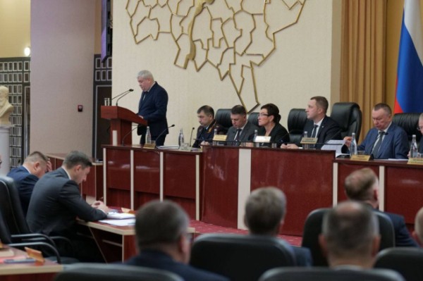 В следующем году планируется высадить не менее 4 тысяч гектаров леса В следующем году планируется высадить не менее 4 тысяч гектаров леса