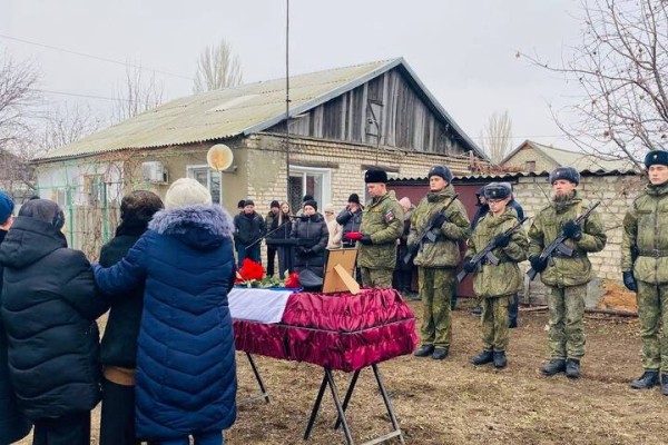 Еще два военнослужащих из Саратовской области погибли в ходе СВО Еще два военнослужащих из Саратовской области погибли в ходе СВО