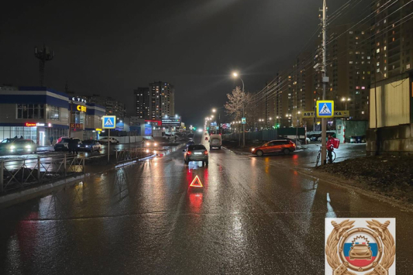 В Солнечном женщина на «Гранте» сбила пешехода В Солнечном женщина на «Гранте» сбила пешехода