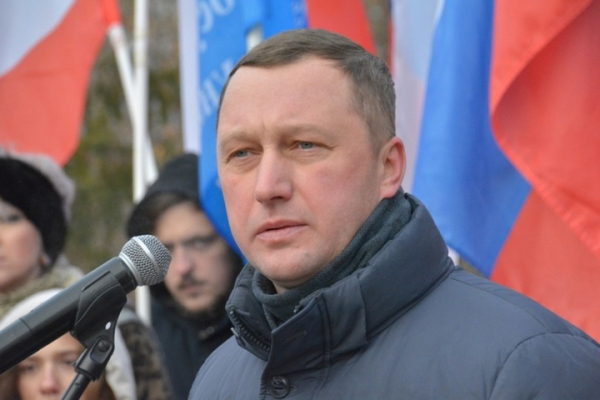 Названо место губернатора Бусаргина в итоговом федеральном медиарейтинге (он переместился на 10 позиций) Названо место губернатора Бусаргина в итоговом федеральном медиарейтинге (он переместился на 10 позиций)