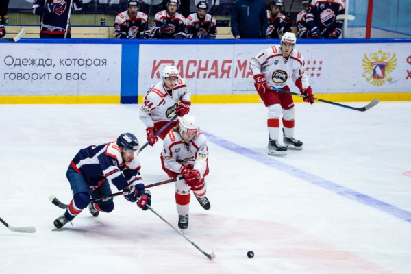 &laquo;Кристалл&raquo; в овертайме уступил &laquo;Горняку-УГМК&raquo;