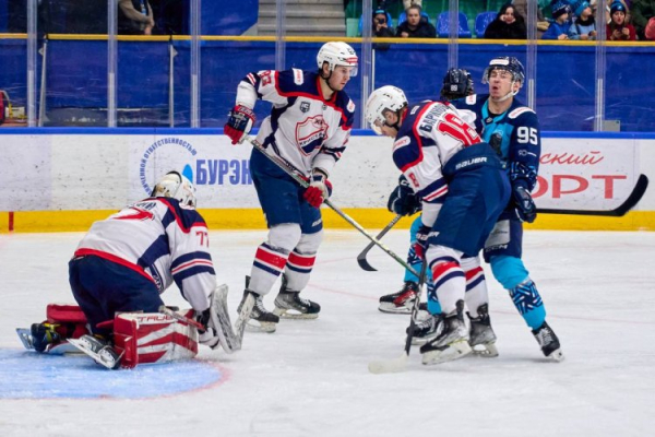 &laquo;Кристалл&raquo; уступил ХК &laquo;Норильск&raquo;