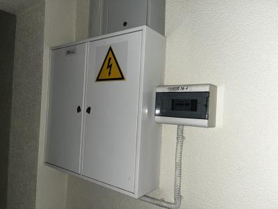 В Саратове без объяснимых причин погас свет					 
В Саратове без объяснимых причин погас свет