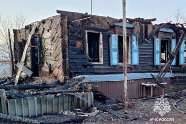 При пожаре в частном доме погибла 90-летняя женщина