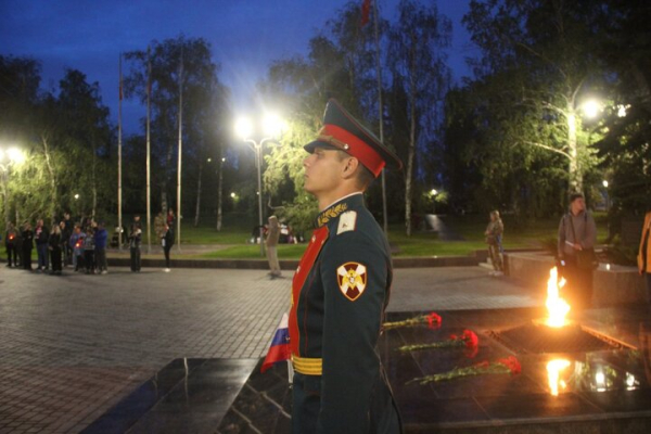 День памяти и скорби: саратовцы отправили послание участникам Великой Отечественной войны (фото)
