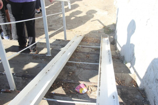 День ВМФ в Саратове: в &laquo;Липках&raquo; прошел митинг, в Волгу опустили венок в честь погибших воинов (фоторепортаж)