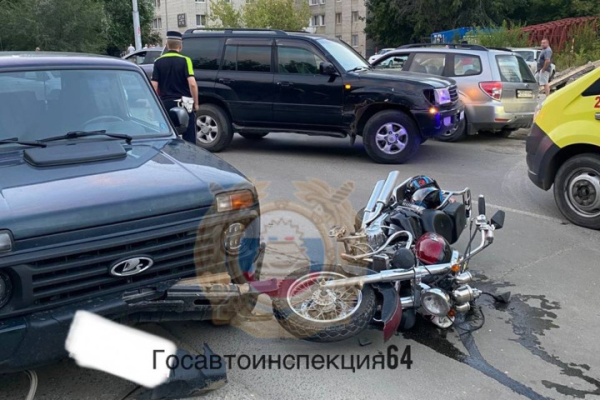 Мотоциклист пострадал в тройном ДТП на Лунной Мотоциклист пострадал в тройном ДТП на Лунной