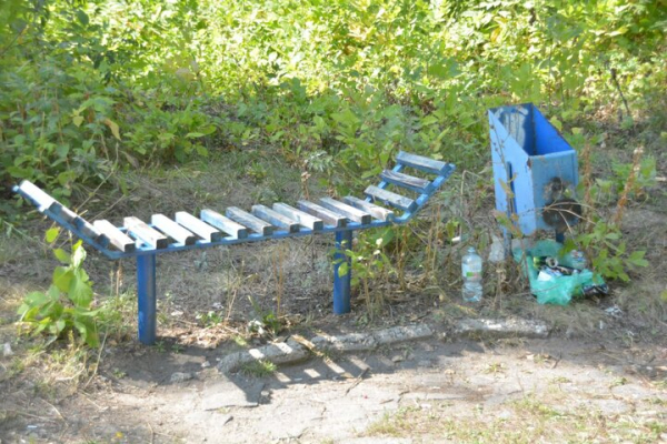 Парк советского периода. Показываем чудовищный сквер на окраине Саратова, на десятки лет забытый властями