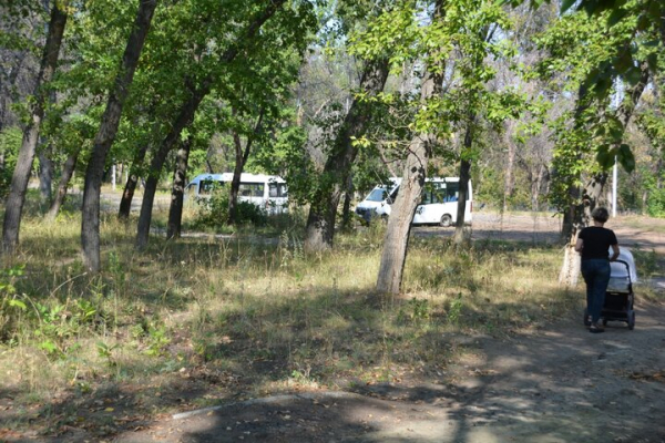 Парк советского периода. Показываем чудовищный сквер на окраине Саратова, на десятки лет забытый властями