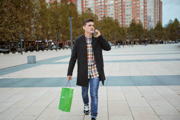 Саратовцы продолжают хранить верность винтажным телефонам