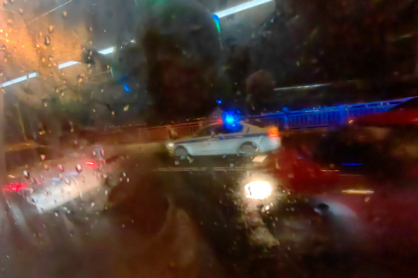 Массовая авария на мосту стала причиной гигантской пробки в Саратове и Энгельсе