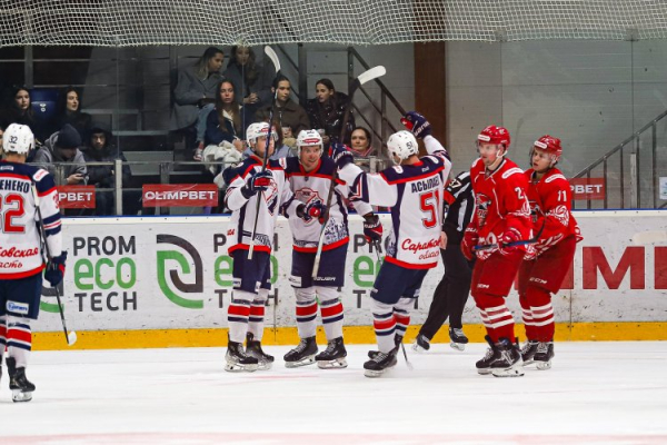 «Кондоры» обыграны всухую