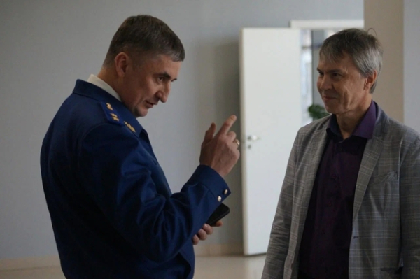 Девять лет регресса