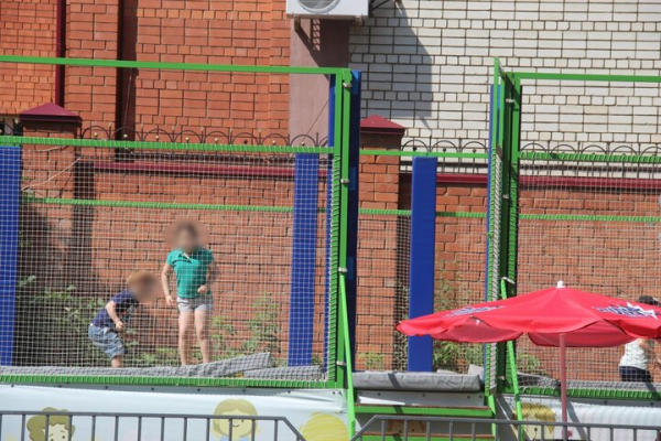 Благотворительная акция для сотен детей в Городском парке Саратова (фото)