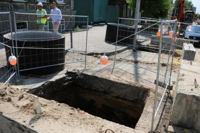 В Саратове заменят 125-летний водопровод
В Саратове заменят 125-летний водопровод