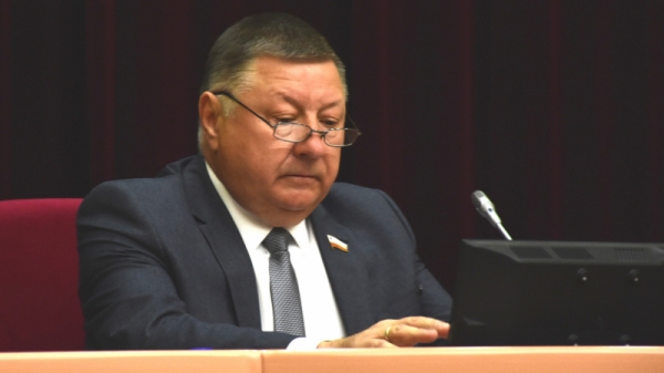 Председатель Саратовской областной думы теряет популярность
