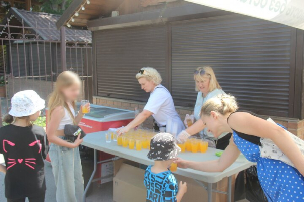 Благотворительная акция для сотен детей в Городском парке Саратова (фото)